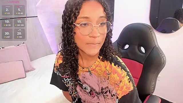 Layla Clarke online show from January 10, 3:44 am