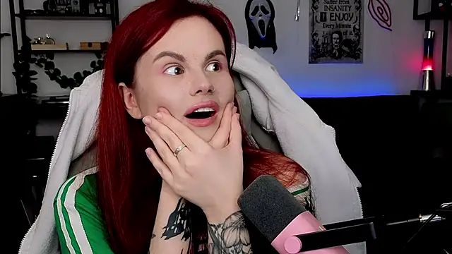 Della Ideal online show from March 25, 7:28 pm