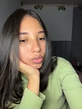 kylieWest7 online show from February 25, 8:02 am