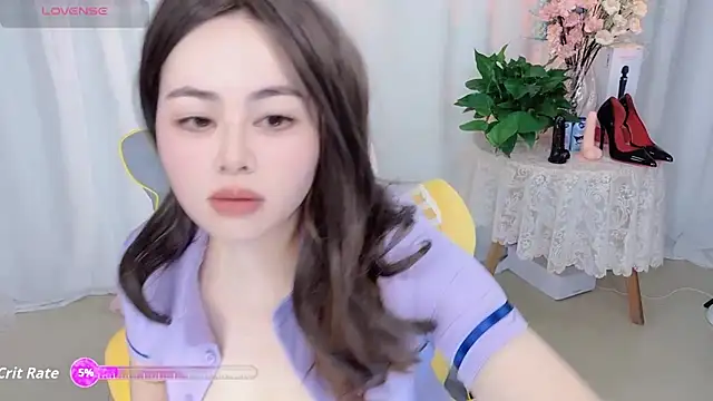 weiwei160 online show from April 15, 1:06 am