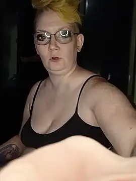 Mellyjellygoddess420 online show from June 7, 8:10 am