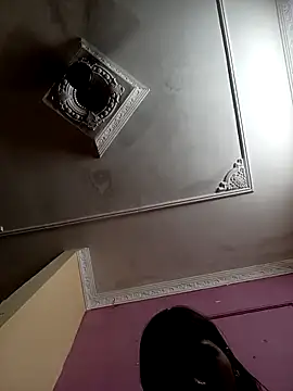 heena-3678 online show from April 12, 2:53 pm