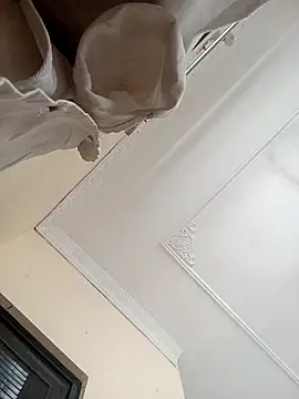 heena-3678 online show from April 16, 5:41 am