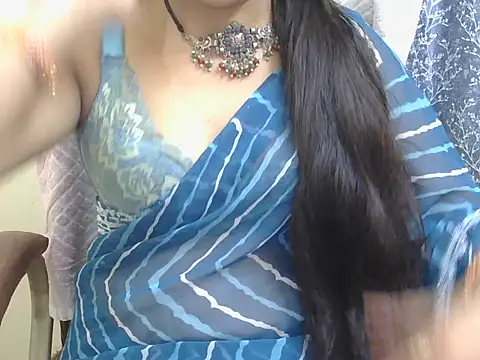 Lovely Manvi online show from October 6, 3:07 pm