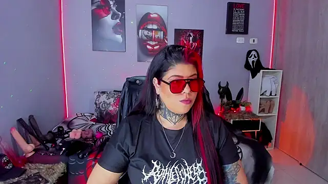 Veronika metal online show from December 13, 9:32 pm