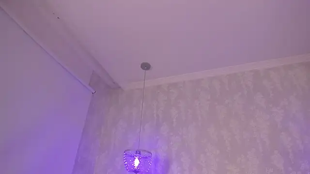 zephyra-angels online show from February 5, 4:04 am