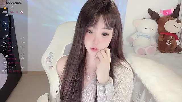 Snapshot of Milla-z chatting on October 14, 11:13 am Milla-z online show from October 14, 11:13 am
