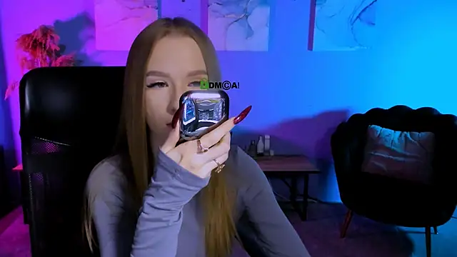 doll vey online show from April 10, 9:26 am