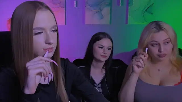 doll vey online show from April 15, 9:43 am