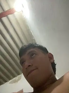 Babyalienqm online show from December 16, 9:26 am