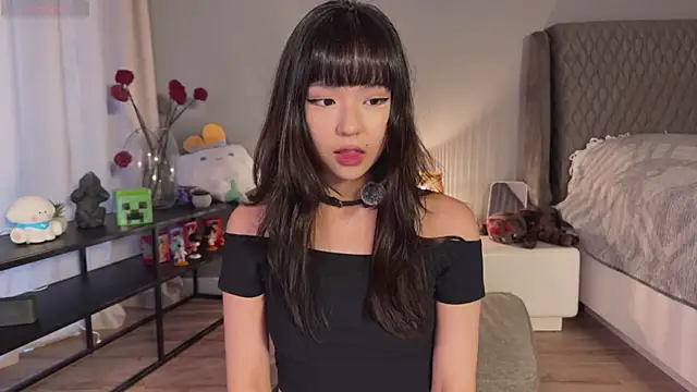 Snapshot of melana_love chatting on October 6, 1:39 pm melana love online show from October 6, 1:39 pm
