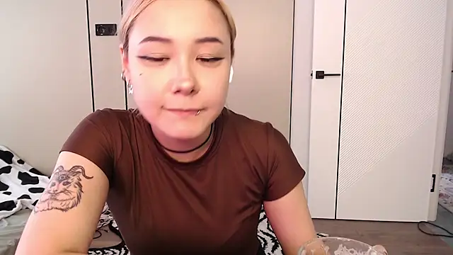 ka00ru chan online show from July 18, 10:07 am