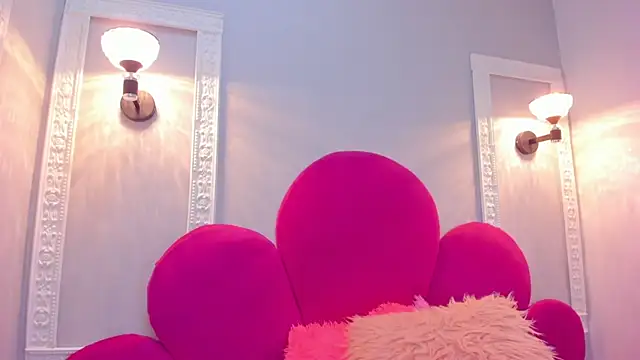 Bonniie 22 online show from October 27, 2:56 pm