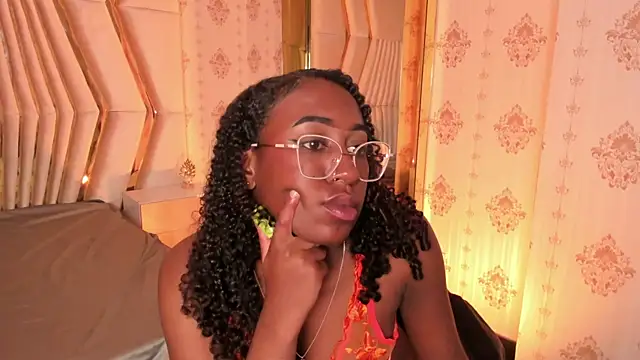 Qeen blackk online show from March 16, 8:24 pm