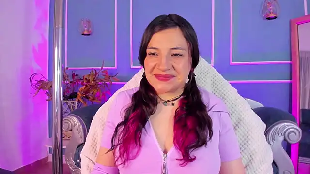 TaraTaylorr online show from November 12, 2:31 am