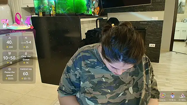 Layla- online show from March 14, 10:05 am