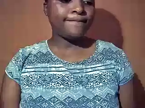 sexyhips2001 online show from February 7, 9:57 am