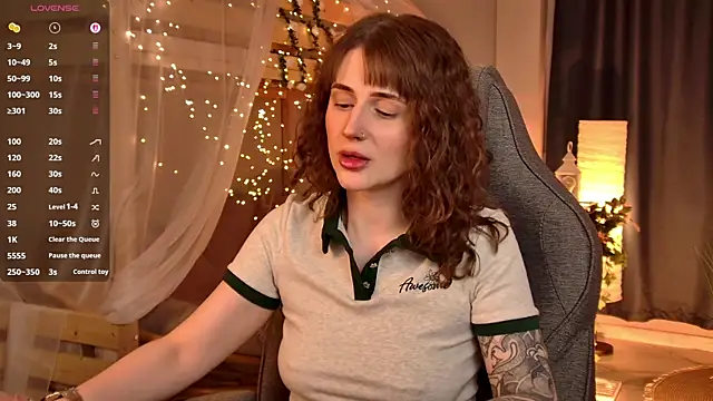 OliviaMcClean online show from April 25, 11:24 pm