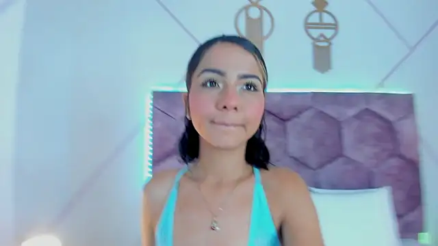 Snapshot of aurora_collinss_ chatting on October 7, 1:15 pm aurora collinss online show from October 7, 1:15 pm
