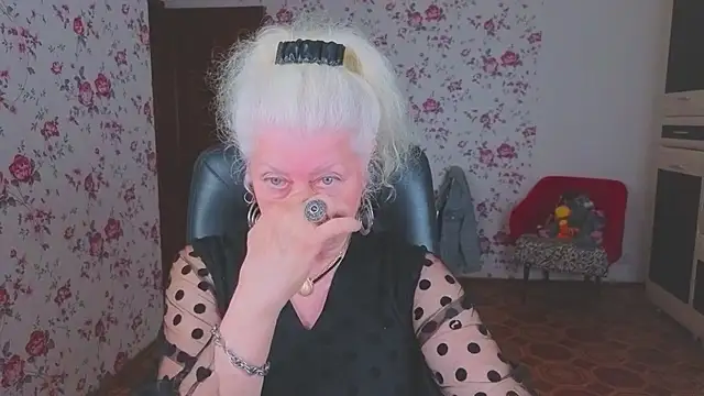 Maya Mayflower online show from June 1, 3:41 am