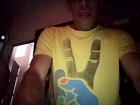 karlossan24 online show from March 1, 5:45 pm