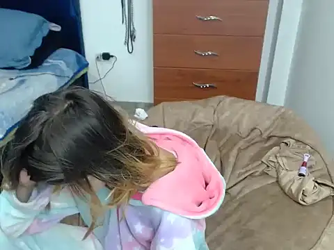 KratosAfroditacs online show from January 17, 1:46 am