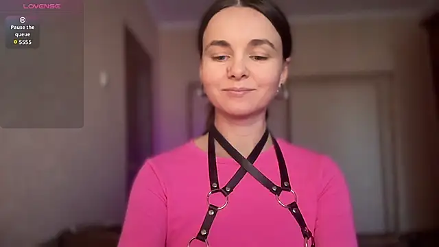 lanaloulou online show from September 26, 12:14 pm