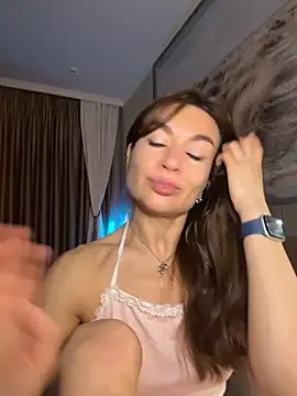 Mary Kiitty online show from June 9, 12:26 pm