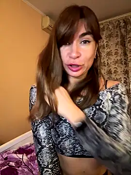 Mary Kiitty online show from November 4, 2:33 pm