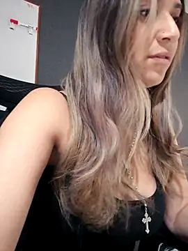 Snapshot of Isabella_Varella chatting on October 20, 12:41 pm Isabella Varella online show from October 20, 12:41 pm