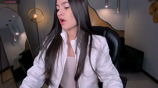 BellaClark1 online show from October 8, 3:44 am