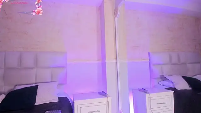 SarahLynn7 online show from September 14, 6:28 pm