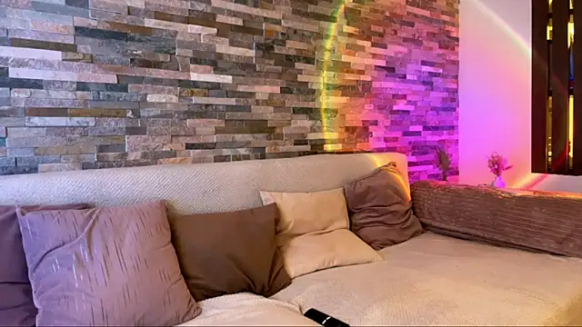 Aurora Asti online show from November 15, 2:51 pm