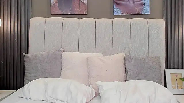 GiannaColling1 online show from February 13, 9:38 pm