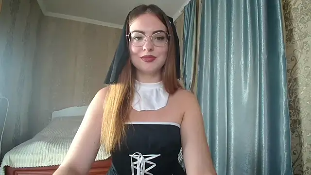 Snapshot of Leila_Kissyu chatting on September 19, 12:48 pm Leila Kissyu online show from September 19, 12:48 pm