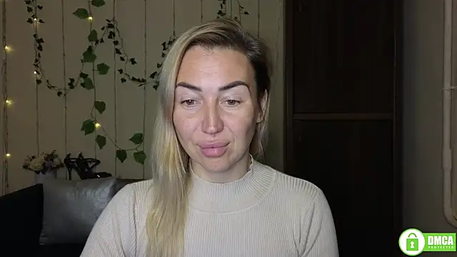 Kiss julli88I online show from November 10, 6:36 pm