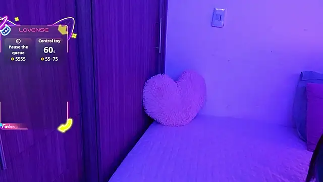Snapshot of Oliviargf chatting on September 26, 1:14 am Oliviargf online show from September 26, 1:14 am