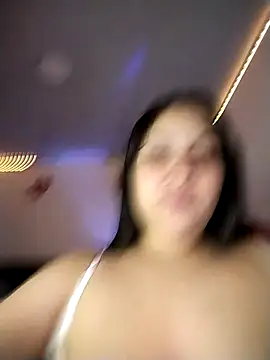 esmeralda jadees online show from March 18, 8:14 pm