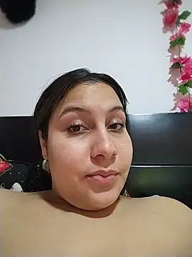 esmeralda jadees online show from May 30, 8:49 pm