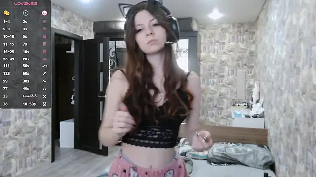 RendyDow online show from November 14, 8:36 am