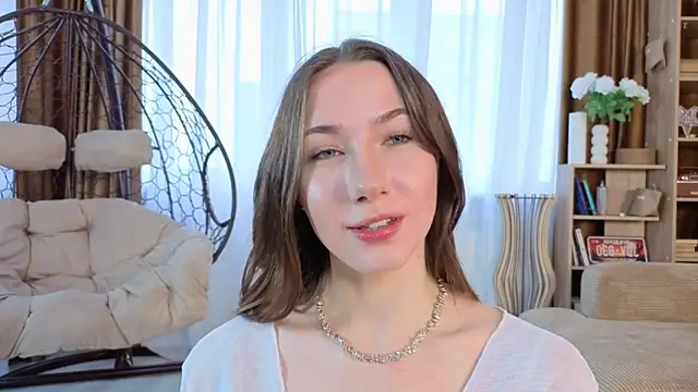 Snapshot of Kira_mindnes chatting on October 22, 6:18 am Kira mindnes online show from October 22, 6:18 am