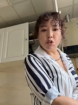 Snapshot of Baby96188 chatting on October 5, 3:33 am Baby96188 online show from October 5, 3:33 am