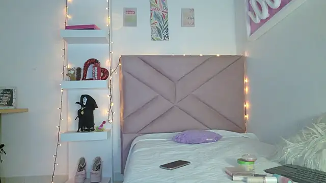 eva sin18 online show from April 16, 11:29 pm