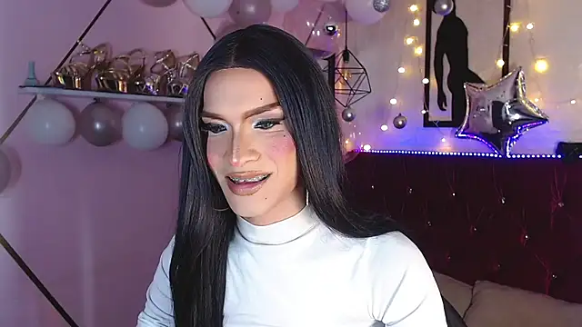 agatha rodriguez online show from December 20, 2:32 pm