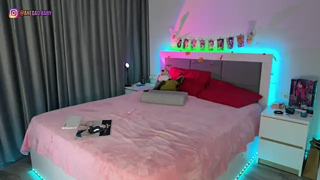 h3ntai baby online show from November 23, 7:15 pm