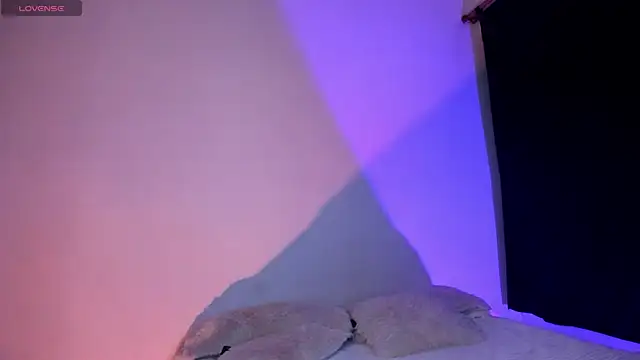 adara evanss online show from April 10, 12:49 am