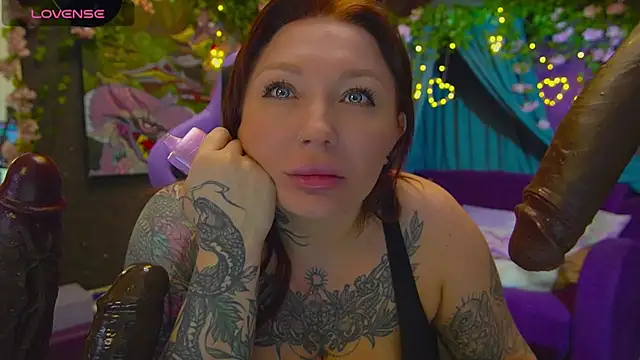 BlackedBarbie online show from April 17, 7:16 pm