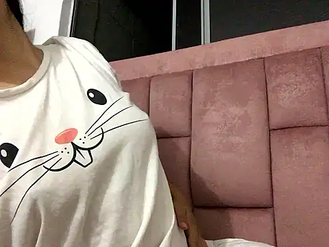 skyler1195 online show from January 16, 7:26 am