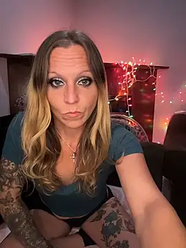 Snapshot of DaddysCuteGirl69 chatting on October 21, 4:49 am DaddysCuteGirl69 online show from October 21, 4:49 am