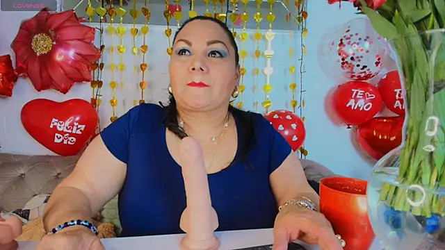 EllenaBoobs  online show from September 19, 5:39 am